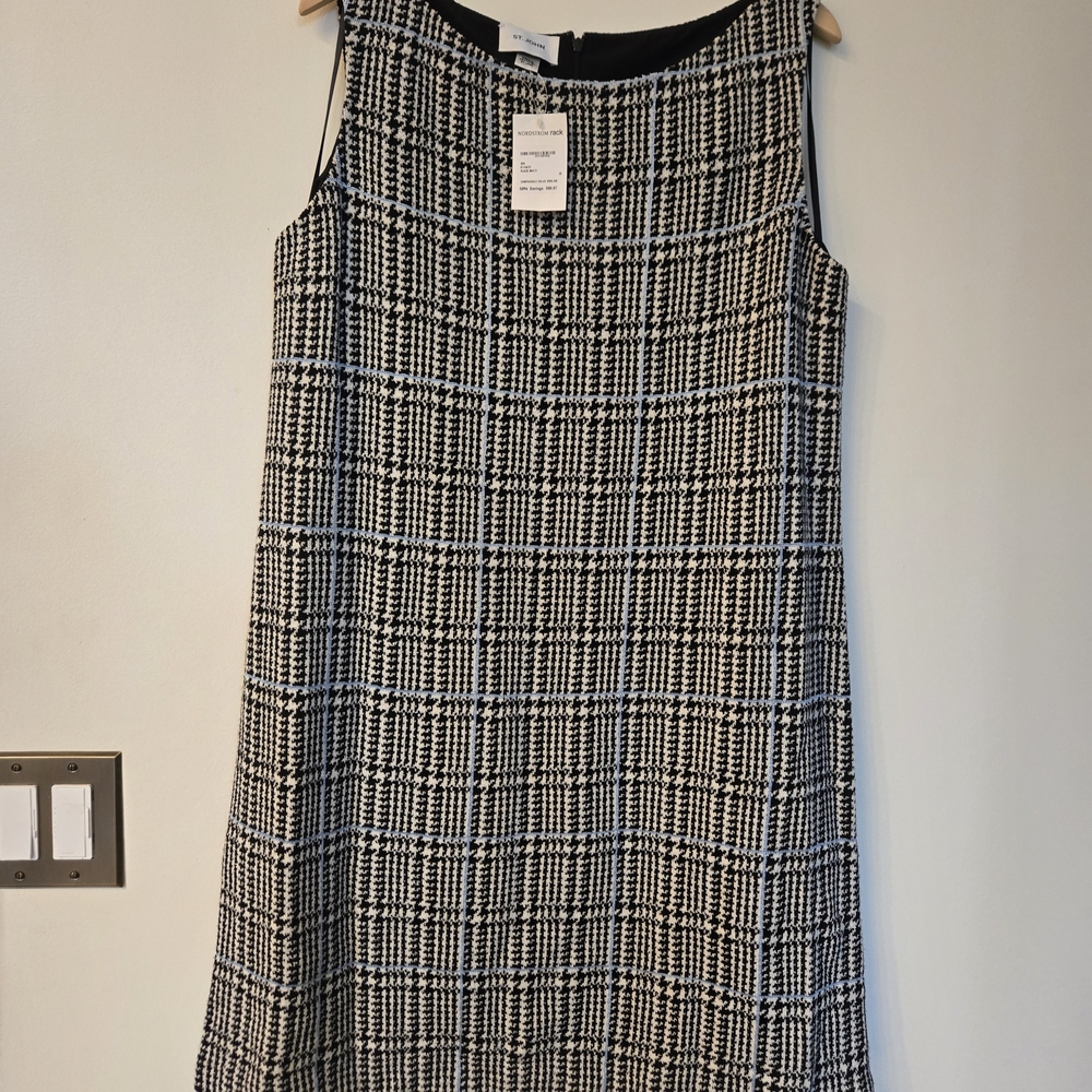 ST. JOHN Elegant Black, White Babyblue Herringbone Dress